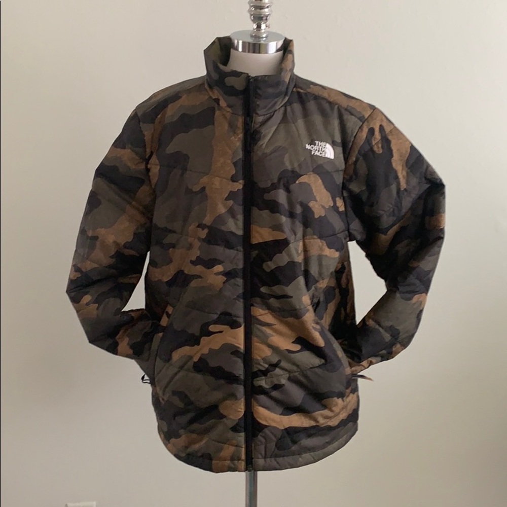 Men’s North Face Medium Camo jacket